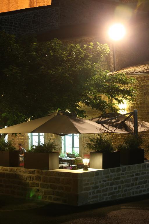 Logis Hostellerie de l'Abbaye Celles-sur-Belle Exterior foto
